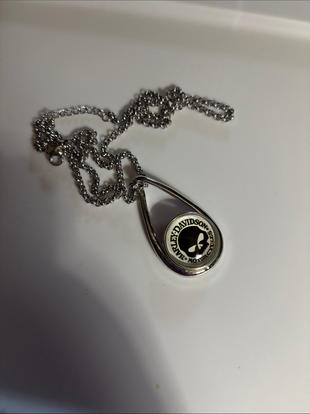Harley-Davidson Silver and Black Teardrop Snap Logo Necklace